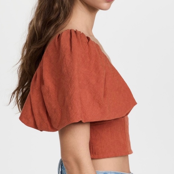 NEW JONATHAN SIMKHAI PUFF SLEEVE CROP TOP - Picture 5 of 9